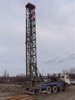Бурение скважин роторной буровой установкой УРБ Бурение скважин роторной буровой установкой УРБ